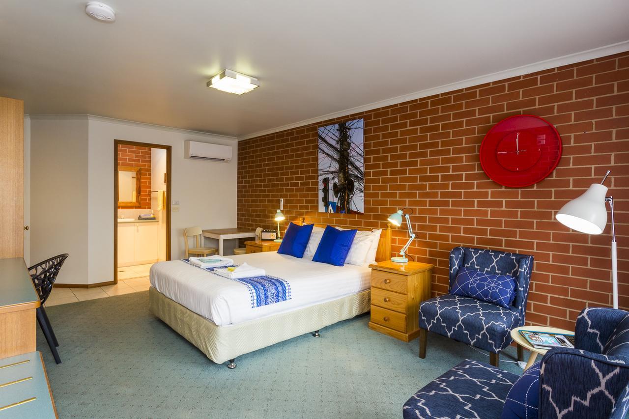 Yackandandah Central Bagian luar foto