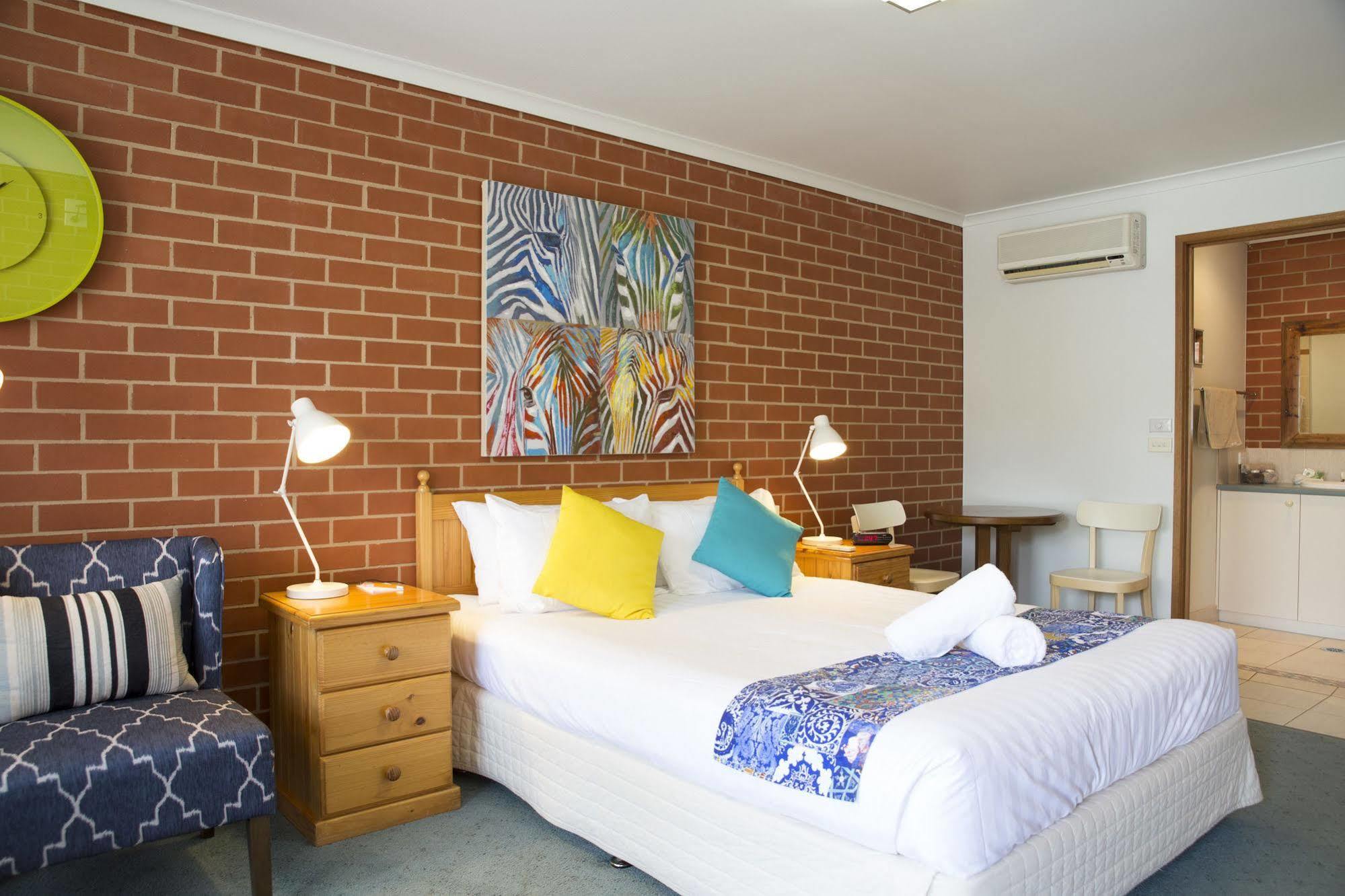 Yackandandah Central Bagian luar foto